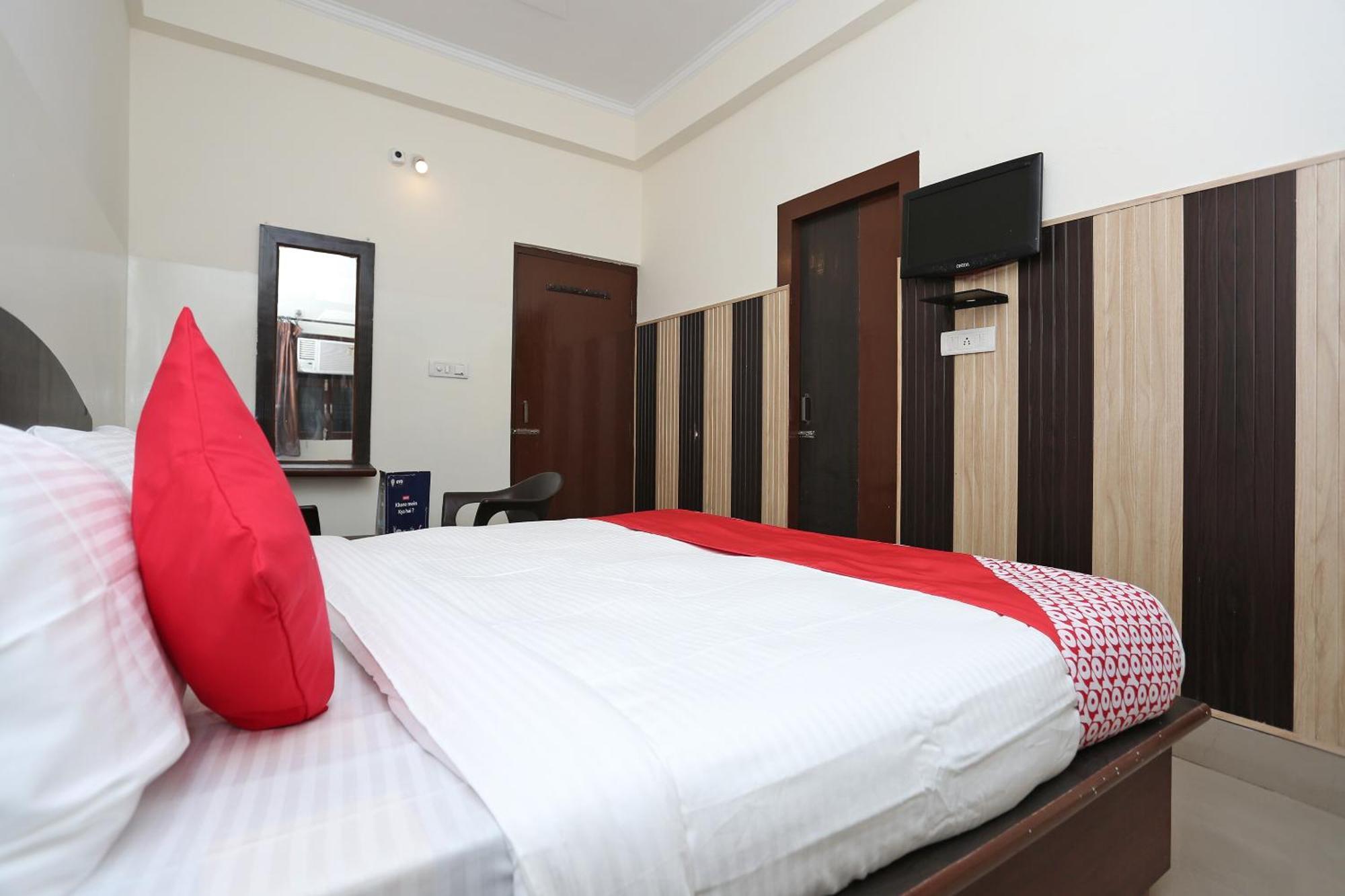 Hotel O Shiva Palace Haridwār Exteriér fotografie